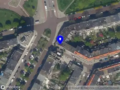 Ambulance met gepaste spoed naar de Rembrandtlaan in Schiedam
