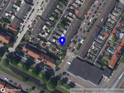 Ambulance met grote spoed naar de Adriaan G. Smitstraat in Alblasserdam