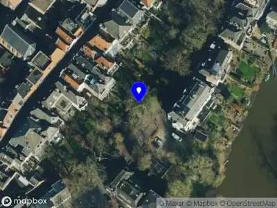 Politie naar de Wilhelminasingel in Zwolle vanwege aanrijding met letsel