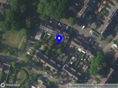 Politie naar de Naardingerland in Huizen vanwege aanrijding met letsel