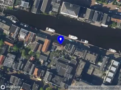 Ambulance met grote spoed naar de Rijnkade in Bodegraven