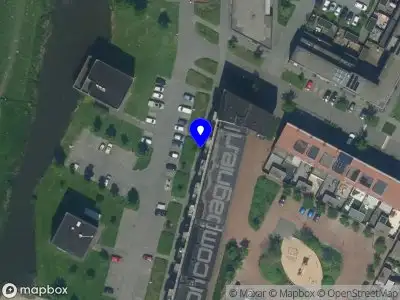 Ambulance met grote spoed naar de Antwerpenhaven in Purmerend