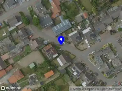 Ambulance met grote spoed naar de Vlasbree in Montfort