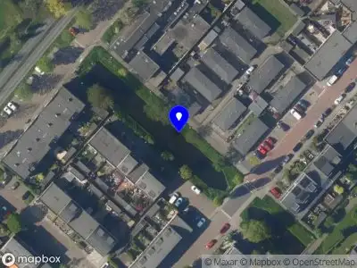 Ambulance met grote spoed naar de Hoveniersingel in Leidschendam