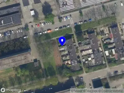 Ambulance met grote spoed naar de Tattistraat in Rotterdam