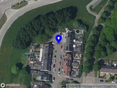 Brandweer met grote spoed naar de Frederik van Eedenstraat in Papendrecht vanwege afhijsen patient