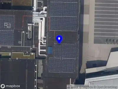 Ambulance met grote spoed naar de Ahoyweg in Rotterdam