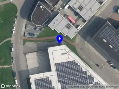 Ambulance met grote spoed naar de Laan van Haamstede in 's-Gravenhage