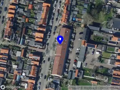 Ambulance met gepaste spoed naar de Prins Bernhardstraat in Oud-Beijerland