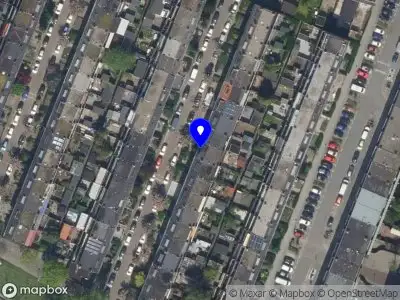 Ambulance met gepaste spoed naar de Jaersveltstraat in Rotterdam