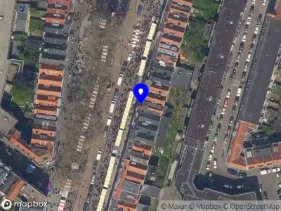 Ambulance met grote spoed naar de Beijerlandselaan in Rotterdam