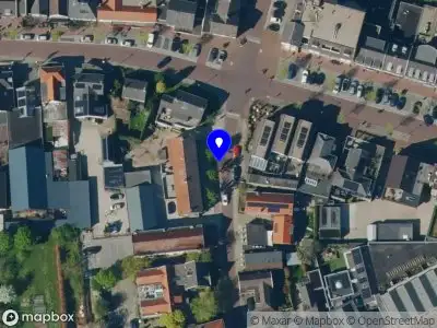 Brandweer met gepaste spoed naar de Smidsstraat in Elst vanwege afhijsen patient