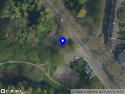 112 melding Brandweer met grote spoed naar de Muyskenlaan in Delft vanwege personen te water