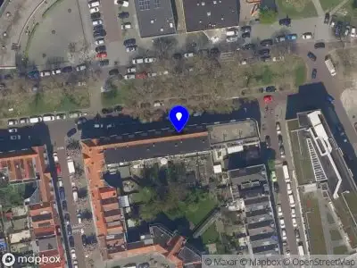 Ambulance met grote spoed naar de Slaghekstraat in Rotterdam