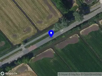 Ambulance met grote spoed naar de C.M. van Houwelingweg in Giessenburg