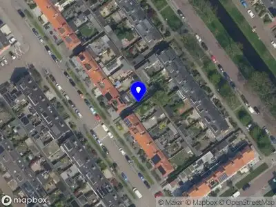 Ambulance met grote spoed naar de Ir Lelystraat in Nieuwerkerk aan den IJssel
