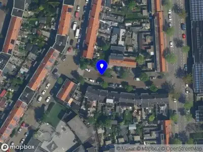 Ambulance met grote spoed naar de Siwartstraat in Haarlem