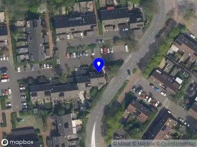 Ambulance met grote spoed naar de Waldhoorn in Capelle aan den IJssel