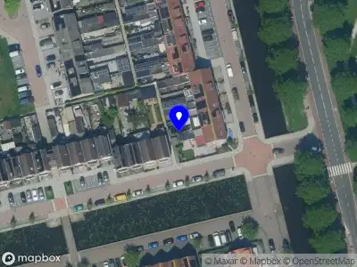 Brandweer met grote spoed naar de Tjalk in Volendam vanwege reanimatie