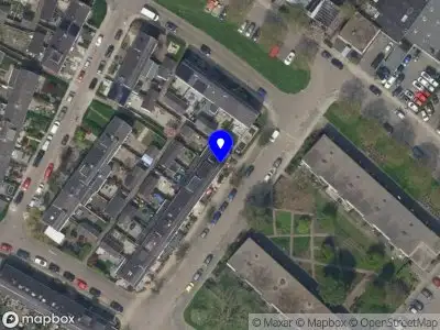 Ambulance met gepaste spoed naar de Hollandsestraat in Ridderkerk