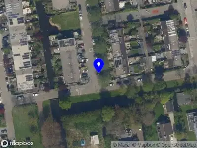 Ambulance met grote spoed naar de Jan Meertensstraat in Rotterdam