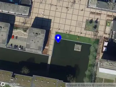 Ambulance met grote spoed naar de Plein 1953 in Rotterdam