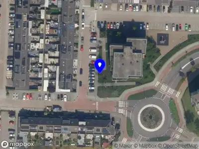 Ambulance met gepaste spoed naar de Bernsteinstraat in Capelle aan den IJssel