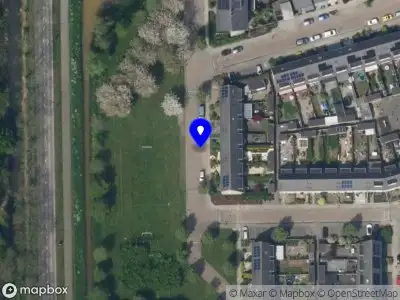 Ambulance met grote spoed naar de Marktschipper in Wilnis