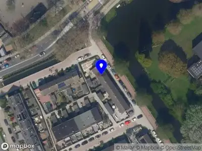 Ambulance met grote spoed naar de Vincent van Goghlaan in Krimpen aan den IJssel