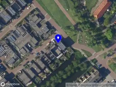 Ambulance met gepaste spoed naar de Park de Elsberg in Voorburg