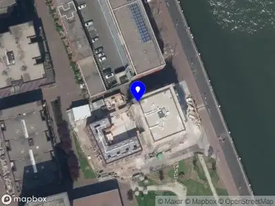 Brandweer met gepaste spoed naar de Müllerkade in Rotterdam