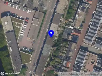 Ambulance met gepaste spoed naar de Delftseveerweg in Vlaardingen