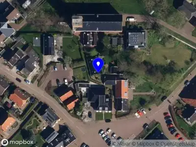 112 melding Brandweer met gepaste spoed naar de Kerkpad in Ten Boer vanwege een buitenbrand