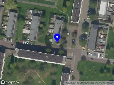 Ambulance met grote spoed naar de Van Leeuwenhoekstraat in Vlaardingen