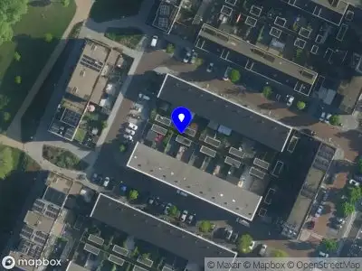 Ambulance met grote spoed naar de Fluitschipstraat in Amsterdam