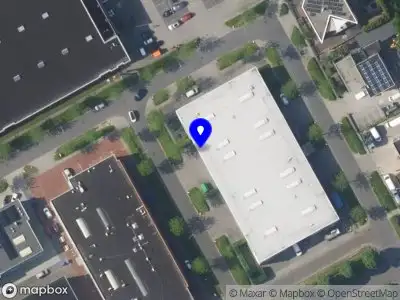 Brandweer met grote spoed naar de Editiestraat in Almere vanwege voertuigbrand