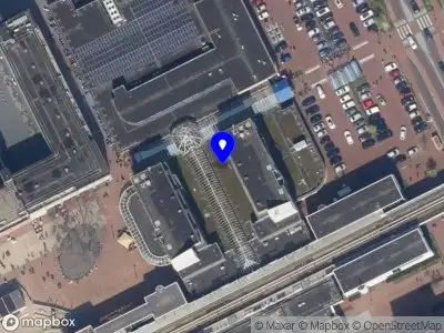 Ambulance met gepaste spoed naar de Centrumpassage in Capelle aan den IJssel