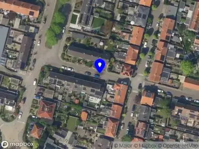 Brandweer met grote spoed naar de Cort van der Lindenlaan in Baarn vanwege waarnemen gaslucht