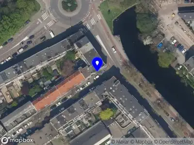 Ambulance met grote spoed naar de Gordonstraat in Schiedam