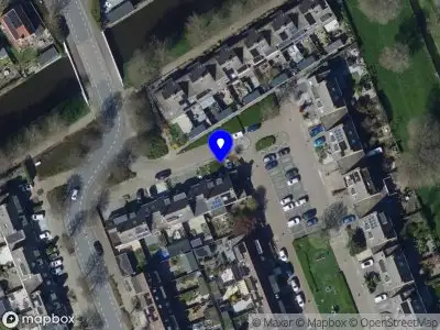 Ambulance met gepaste spoed naar de Witte de Withplein in Hellevoetsluis