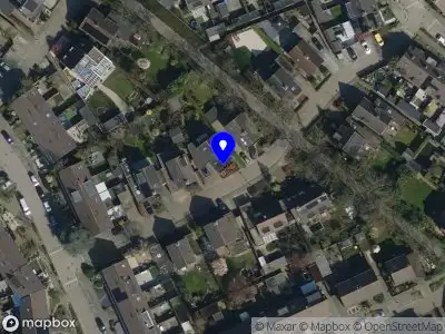 Brandweer en politie met grote spoed naar de Lijster in Etten-Leur vanwege waarnemen gaslucht