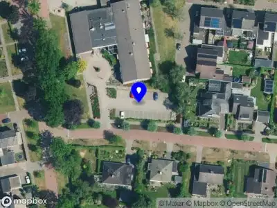 Brandweer met gepaste spoed naar de A. ten Hovestraat in Markelo vanwege een liftopsluiting