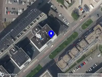 Ambulance met grote spoed naar de Motorstraat in Rotterdam