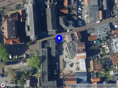 Brandweer met grote spoed naar de Doelenstraat in Enkhuizen vanwege een buitenbrand