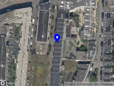 Ambulance met grote spoed naar de Josephstraat in Rotterdam