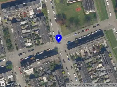 Ambulance met gepaste spoed naar de Cornelis Kraanstraat in Rotterdam