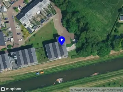 Brandweer met gepaste spoed naar de Yserenstraat in Eefde vanwege een liftopsluiting