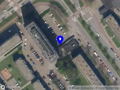 Ambulance met gepaste spoed naar de Nieuwlandplein in Schiedam