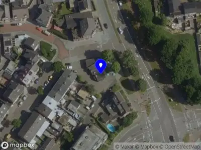 Brandweer met grote spoed naar de Schinvelderstraat in Brunssum vanwege gebouwbrand