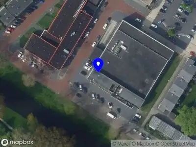 Ambulance met gepaste spoed naar de Lodewijk van Velthemstraat in Alkmaar